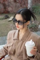 p80 【Dior-迪奥】2025开春新款 潮流爆款 时尚方框偏光太阳镜 高品质 佩戴舒适 网红潮款墨镜 女士高清偏光太阳镜 高品质Tr镜框 型号：Cd5771