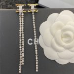 编码E2247 Celine耳钉热销款爆上新 一致Zp 赛琳凯旋门 不对称水钻流苏耳环 小众设计，金属的高级感，上身超显气质