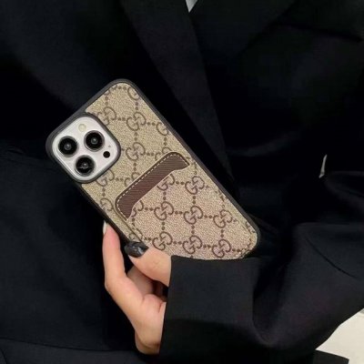 gucci古驰经典爆款 老花手机壳 插卡全包壳 经典奢华系列 型号：为了不出现报错型号，请打开本机查看手机设置显示的型号 Iphone15Pro Max 6.7
