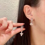 香奈儿经典双C耳环