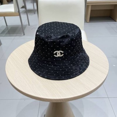 Chanel香奈儿2025春季新款日系烫钻梅花刺绣正反可戴渔夫帽女时尚遮阳帽防晒小盆帽