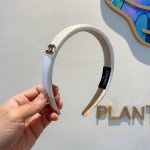 配包装 chanel 香奈儿 最新款小香缎面发箍 新品巨显脸小头箍 网红爆款推荐 搭配高端双 Logo 超精致时尚百搭