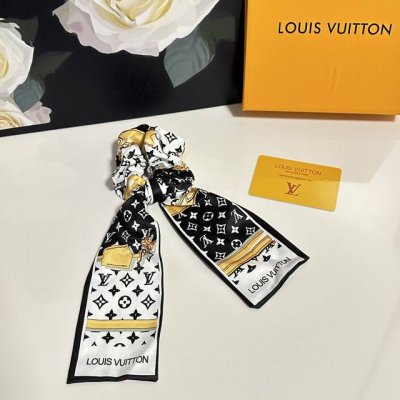 特 P60 配包装 Lv 路易威登 经典真丝发圈 带头上或者手上都非常好看 时尚百搭人手必备单品