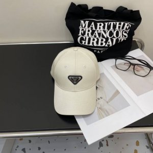 pr Da 普拉达牛仔布倒三角棒球帽 秀场同款 面料柔软舒适 百搭休闲款 闭眼