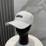 Miumiu春夏新款满钻棒球帽 当下爆热的色系-街头感十足！ 潮流百搭，小红书种草，毒药 Get上你们的男朋友，一起Cool