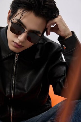 Gucci 2025新款男女情侣款太阳镜多边形墨镜Ip电镀永不褪色 超轻超有弹性整幅眼镜无螺丝重要的是压不坏 高清尼龙镜片、精湛的工艺 原版材料 休闲大气不挑人