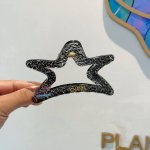 配包装P60 chanel（香奈儿）新款手工五角星形网红抓夹，高级感字母简约复古发夹原单货，潮流时尚百搭款！