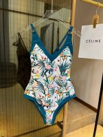 特 p gucci古奇新款连体泳衣 适合多种场景的游泳衣 海边 游泳池 温泉 水上乐园 漂流都可以内搭也完全可以 连体设计遮肉显高挑 腹部有点肉肉也不影响咱美美