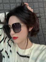 偏光系列 香奈儿 经典的方框设计 不挑脸型 无论搭配大衣还是连衣裙都非常显气质偏光镜片预防紫外线 型号 Ch6422