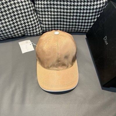 配盒子布袋 Dior 迪奥 新款原单棒球帽 Dior老花 复古韵味十足 专柜断货热门 1:1开模订制 原版帆布料+头层牛皮 纯棉内里 轻盈透气 质量超赞 基础头