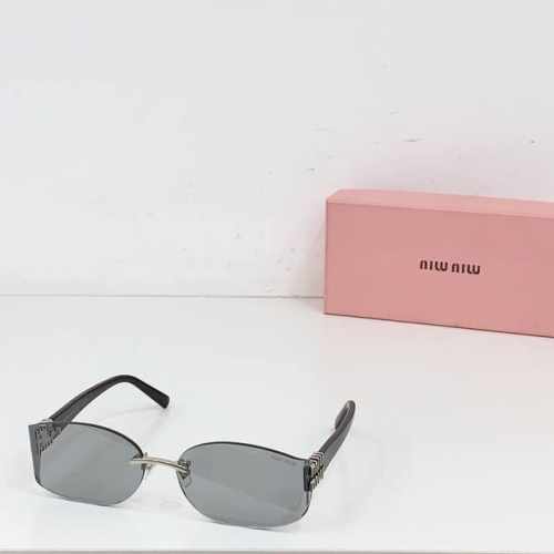 Miu M*Model: Mu 110Av Size：63口17-130