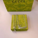 gucci古驰饰手写体Gucci标识项链