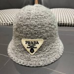 Prada普拉达渔夫帽女秋冬毛绒保暖百搭水桶帽韩版休闲气质盆帽