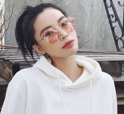 Chanel 香奈儿 新款尼龙偏光太眼镜 无框钻石 切边更有质感 大气女人范儿 大脸小脸都好看 型号 Ch8250