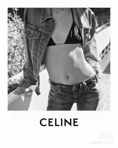 Celien新款分体对版五金适合多种场景的游泳衣 海边 游泳池 温泉 水上乐园 漂流都可以内搭也完全可以 连体设计遮肉显高挑 腹部有点肉肉也不影响咱美美的 面料