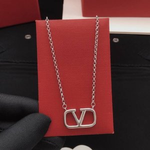 编号 Valenti*O最新款银色光面项链 一致Zp黄铜材质
