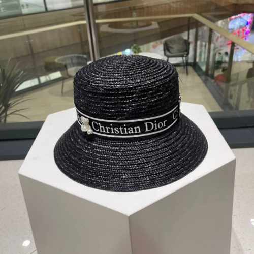 Dior迪奥官方款麦秆草帽，高密度制作，一顶超级有品位的草帽了~出街首选！帽型超美腻颜色妥妥，轻便携带！小仙女人手必备 头围57Cm