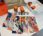 优雅骑士 Twilly 爱马仕 Hermes 100%桑蚕丝，18姆米斜纹真丝 86X5Cm 双面图案