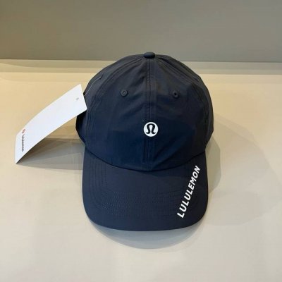 Lululemon棒球帽 爱健身的集美们一定听过的Lulu~ 非常适合多巴胺的你 颜色齐全赶快入手