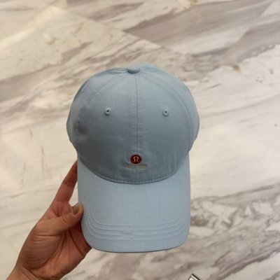 lulu Melon字母纯棉棒球帽，精致爱心小刺绣，可爱减龄，时尚达人潮搭单品！纯棉透气，四季可佩戴！质量超赞！