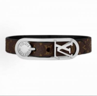 m8572Elouis Vuitton Logo设计 皮革 手环 男款 老花