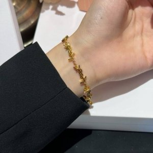 编号Ysl0006 Ysl*最新款手链 一致Z批黄铜材质 Ysl新款Logo手链 时尚辨识度十足 秋冬必备单品