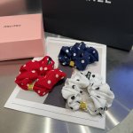 配包装盒 Miumiu新款波点发圈，简单优雅，实用百搭，名媛范儿十足！小仙女必备