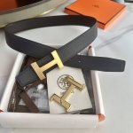 Hermes 爱马仕 宽度38毫米 原单双面荔枝纹Togo皮 搭配精品316钢扣五金 双面可用 以一当二 展示男士腰间品味