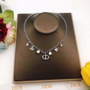 编号Dxl0196 Dio*最新款猪鼻子四叶草爱心项链 一致Zp黄铜材质