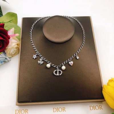 编号Dxl0196 Dio*最新款猪鼻子四叶草爱心项链 一致Zp黄铜材质