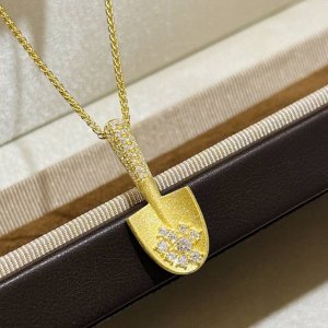 A5863 古法黄金工艺 纯银金铲铲 小铲子 古法 黄金 磨砂 点钻 项链 铲子寓意非常好 代表日进斗金 老师傅手工打造 通体S925纯银材质 电镀厚金 黄金色