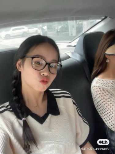 Chanel香奈儿 新款到货 热门黑框推荐 ch3432 精致小黑框 侧颜字母Logo腿 整体更圆润 减龄可爱