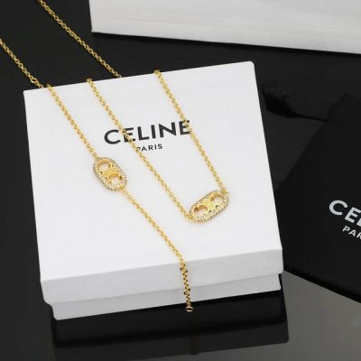 celine 赛琳新款preclous新品 手链项链 简单时尚款式专柜一致黄铜材质电镀18K金 火爆款出货 设计独特 前卫 美女必备款 手链 项链