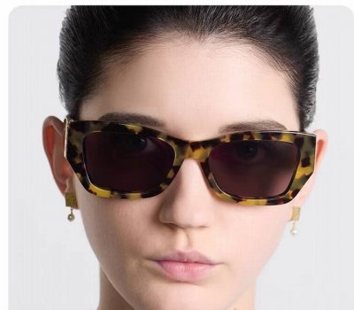 Dior迪奥 2025新款墨镜女时尚摩登Missdior S1F粗框金标太阳镜