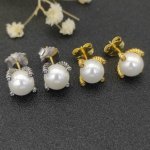 david Yurman四爪珍珠耳钉银色、黄金色。 编号Dyeh-009，Dyeh-010