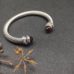 david Yurman 7Mm旋转头红钻头手镯。建议适合佩戴的手围16-20Cm 编号Dysz-092