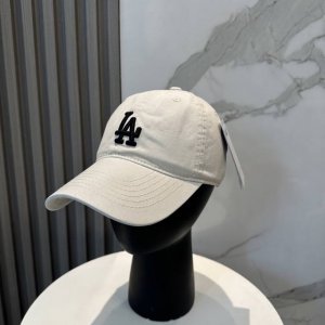 韩国正品Mlb棒球帽Ny最新最火的帽子就在这最新款棒球帽刺绣男女情侣款鸭舌帽最新款 ，爆炸款全线出货 非常百搭。正品Mlb男女同款棒球帽 Mlb 韩国Ny洋基队