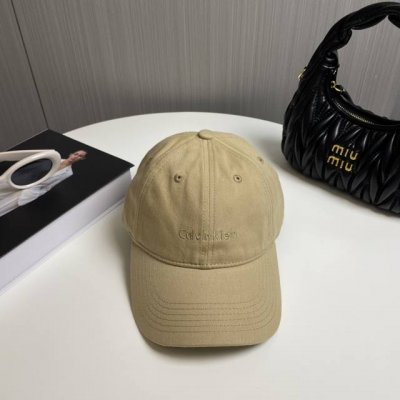 原单正品Ck棒球帽 绝对原单 品质细节都超好 不可多得的好货 关于品牌就不多介绍了 这个潮牌不用多说 其实上影响力已蔓延到世界各地 欧洲亚洲都在追随 众多明星的