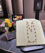 V金材质Vca玫瑰金20花虎眼石四叶草四叶草项链