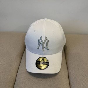 新品 专柜品质，细节就是完美 Mlb拼接新款 官网步上新Ny，代购版本 质量看细节好！