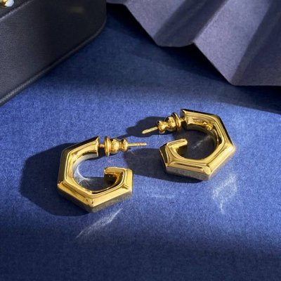 gq94 古驰Gucci简约设计欧美时尚光面G字母耳钉耳环 黄铜材质 金色 重约12.5G 尺寸约1.78Cm*1.78Cm*0.58Cm