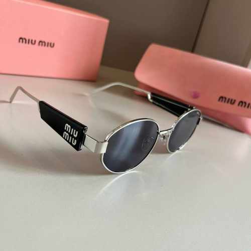 miumiu缪缪24年欧洲站新款高端方框个性太阳墨镜