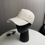 配布袋 Miumiu缪缪秋冬新款原单棒球帽 Di复古韵味十足 1:1开模订制 质量超赞 基础头围56 可调节