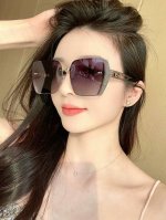 p80 【Dior-迪奥】2025开春新款 潮流爆款 时尚方框太阳镜 高品质 佩戴舒适 网红潮款墨镜 型号：D7230