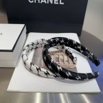 配包装盒 Chanel 香奈儿 最新款小香发箍，超级好看！名媛范儿十足，小仙女必备