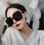 Dior-迪奥 2025开春新款 潮流爆款 时尚方框偏光太阳镜 高品质 佩戴舒适 网红潮款墨镜 型号：D4292