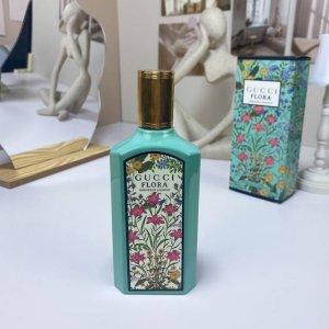 专柜品质 Gucci古驰绿色绮梦茉莉香型女士香水100Ml 柑橘 茉莉花香 清新 花香调 前调 柑橘香柠檬黑胡椒 中调 茉莉木兰玫瑰 后调 安息香脂广藿香 香调