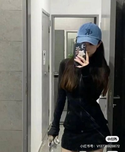 原单正品Ck洗水牛仔棒球帽 绝对原单 品质细节都超好 不可多得的好货 关于品牌就不多介绍了 这个潮牌不用多说 其实上影响力已蔓延到世界各地 欧洲亚洲都在追随 众