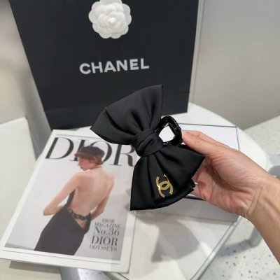 配包装盒 chanel 香奈儿 最新款小香爆款抓夹 质量超赞 名媛范儿十足 小仙女必备