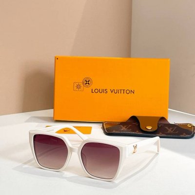 Louis Vuitto*Model：Z1761 Size：51口20-140